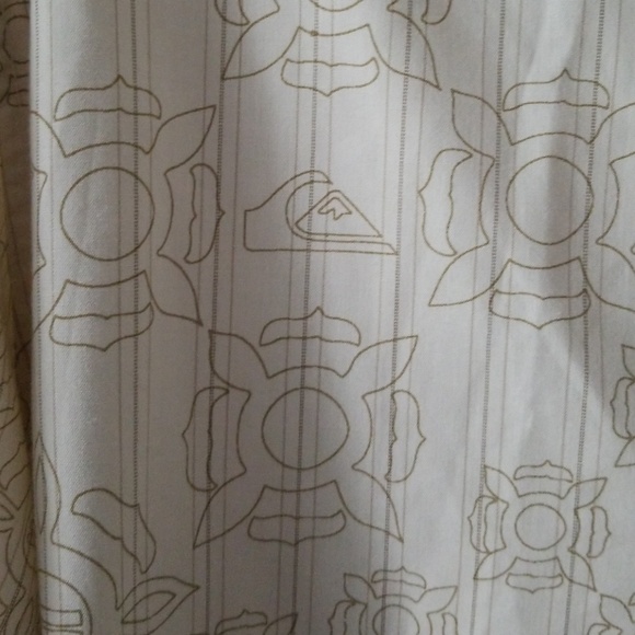 Mens Quicksilver Button Down !! Checkout details! - Picture 6 of 8